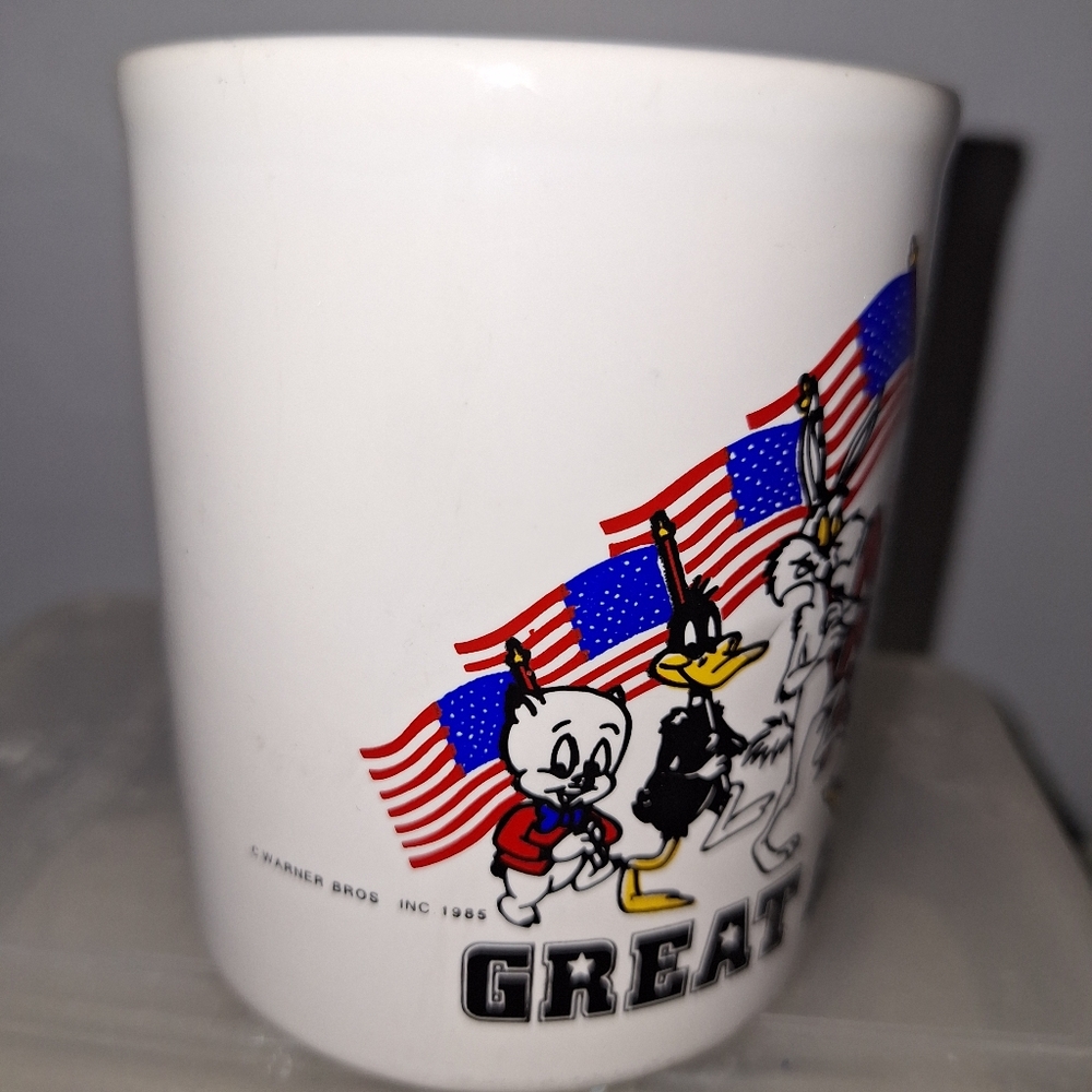 Vintage Six Flags Great America Mug Cup England Ceramic‎ Warner Bros 1985 Looney - Picture 3 of 9
